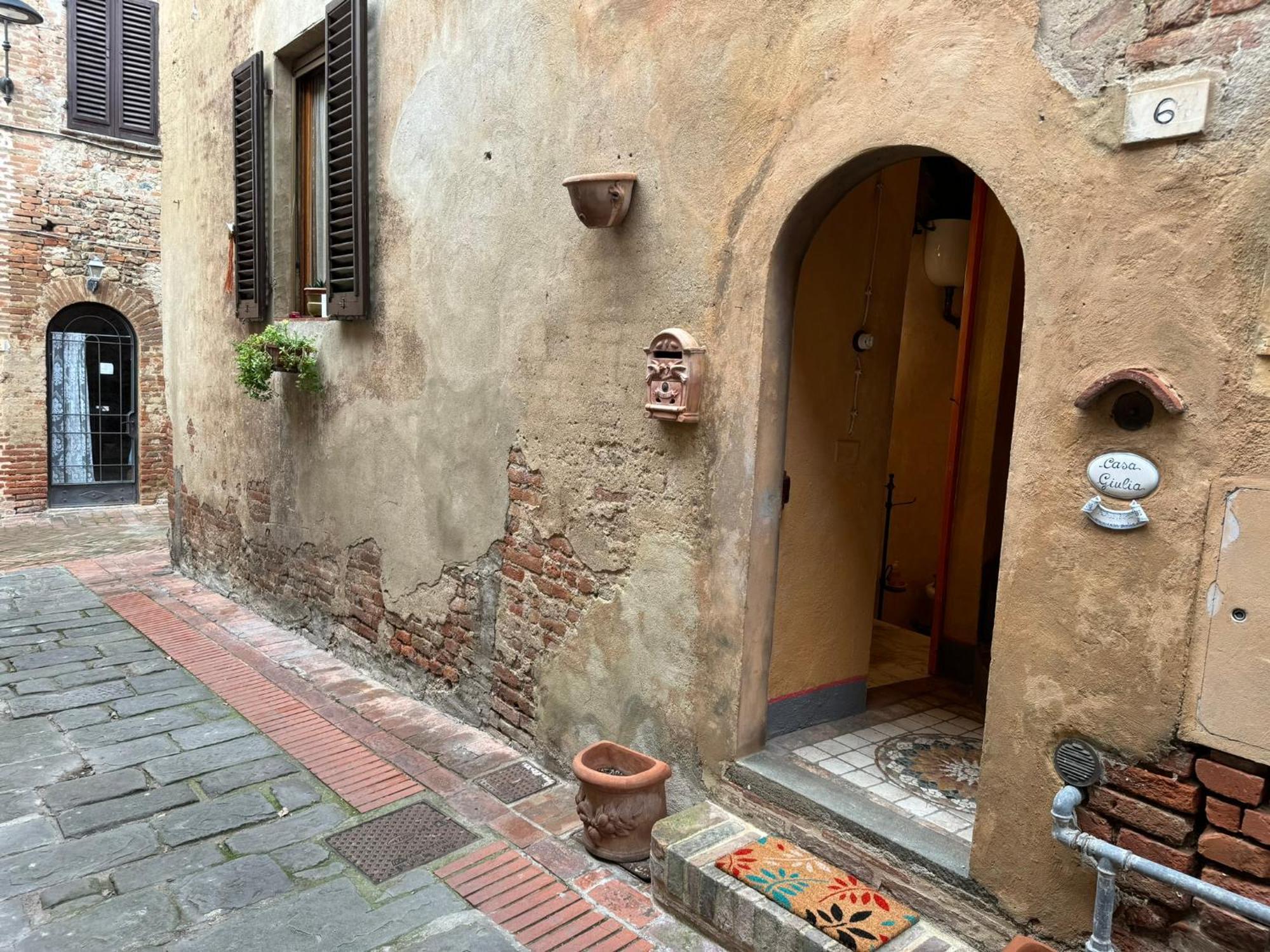 チェルタルドCasa Giulia, Il Gioiello Del Borgoアパートメント エクステリア 写真