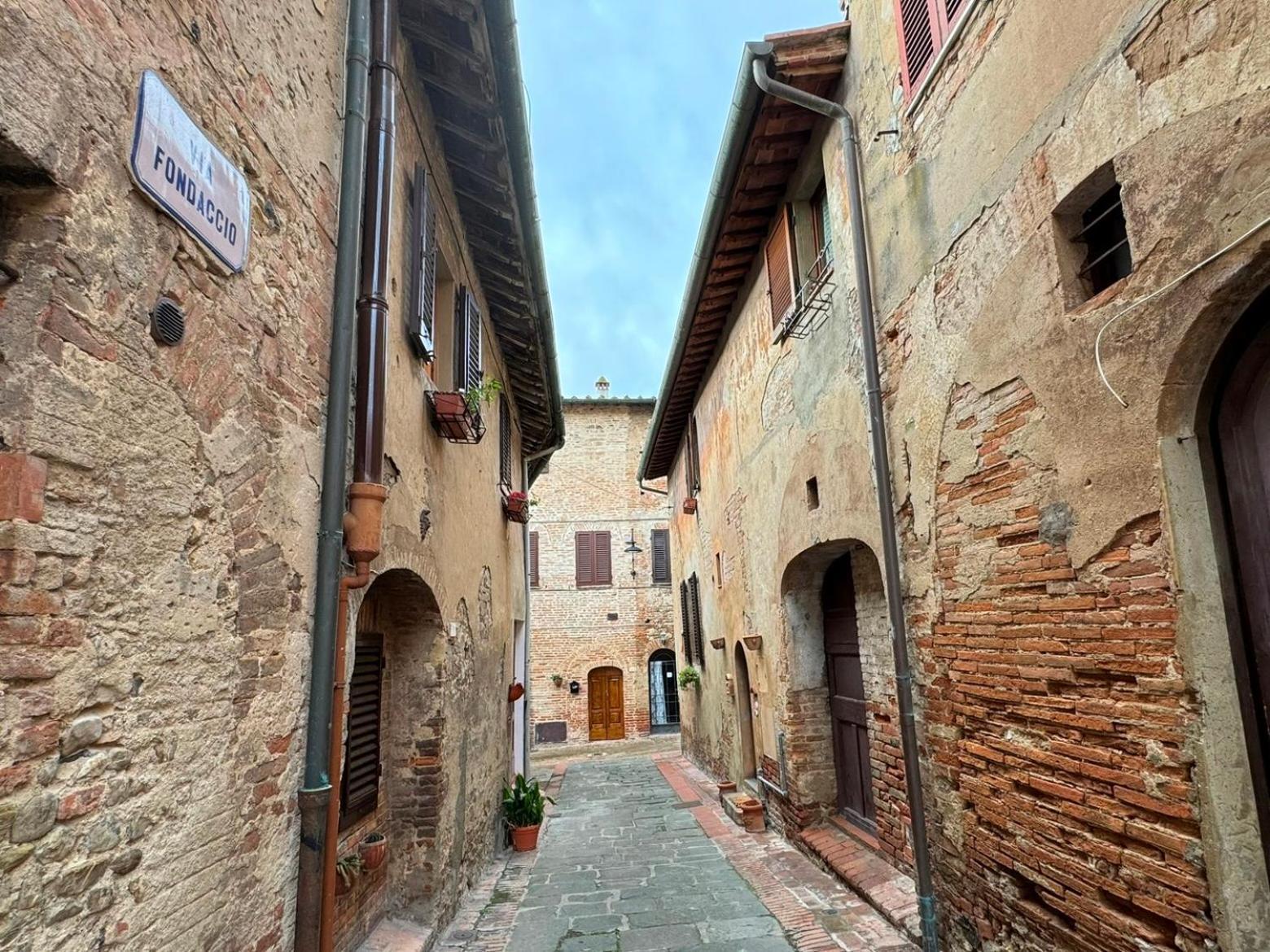 チェルタルドCasa Giulia, Il Gioiello Del Borgoアパートメント エクステリア 写真