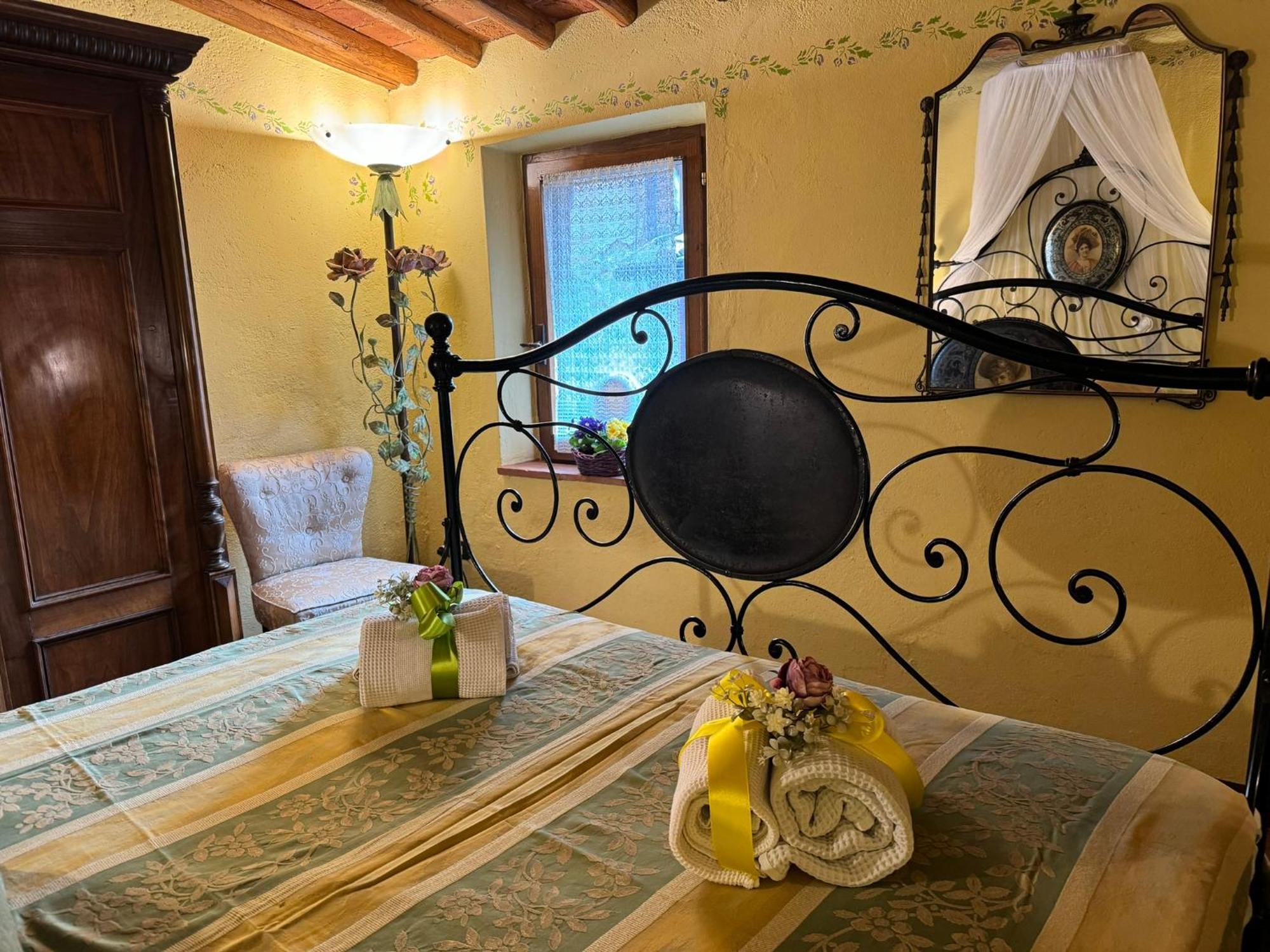 チェルタルドCasa Giulia, Il Gioiello Del Borgoアパートメント エクステリア 写真